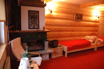 Polska Penzión Ustrzyki Dolne, Zewnątrz